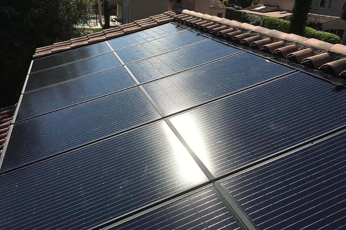 panneaux photovoltaïque azur système solaire