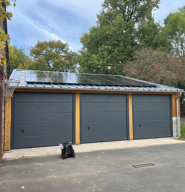 Wattis installation de panneaux solaires sur toit plat