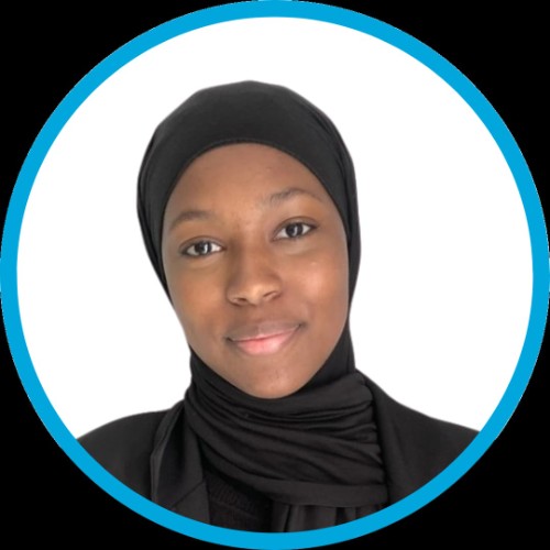 photo portrait of Aliénor Guibert