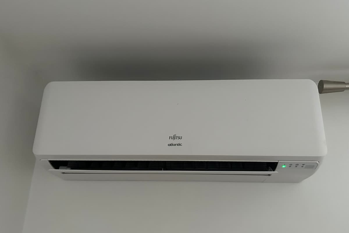 Unité intérieure de PAC air-air Atlantic dans le Val-de-Marne