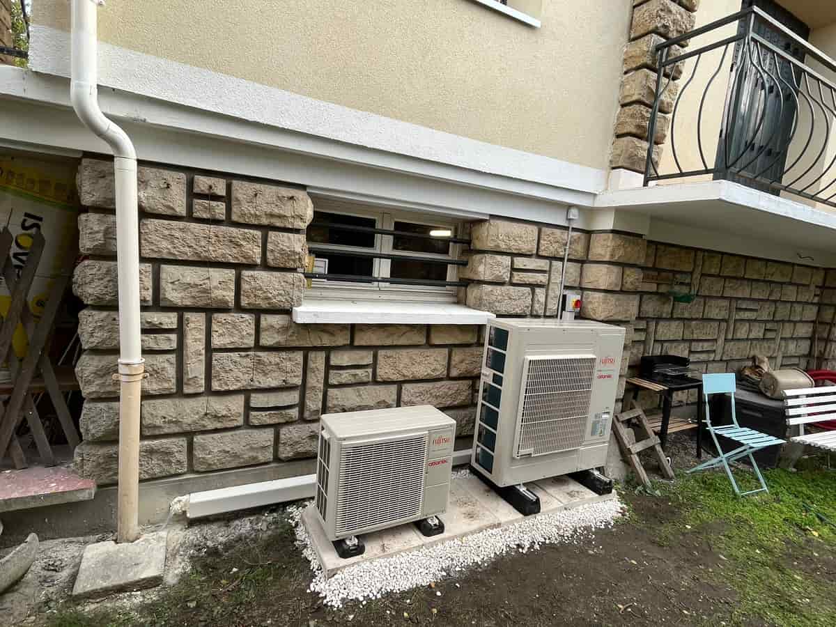 Installation d'une PAC par les experts Hello Watt
