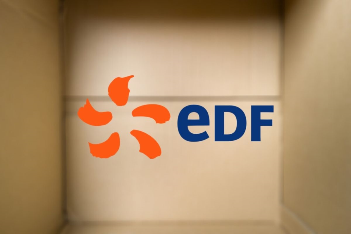 Camion de déménagement EDF