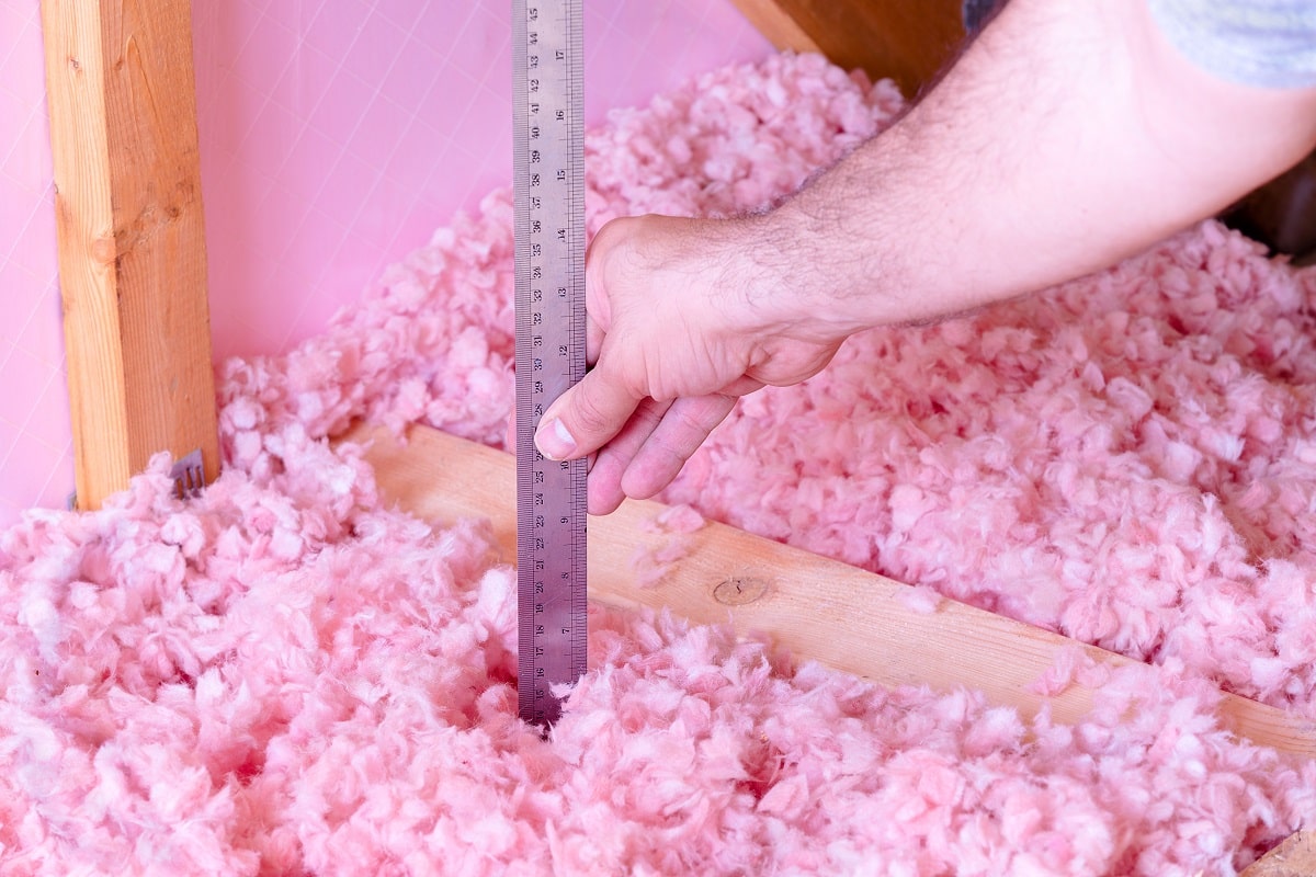 L'isolation des combles par soufflage : la meilleure solution pour votre toiture ?