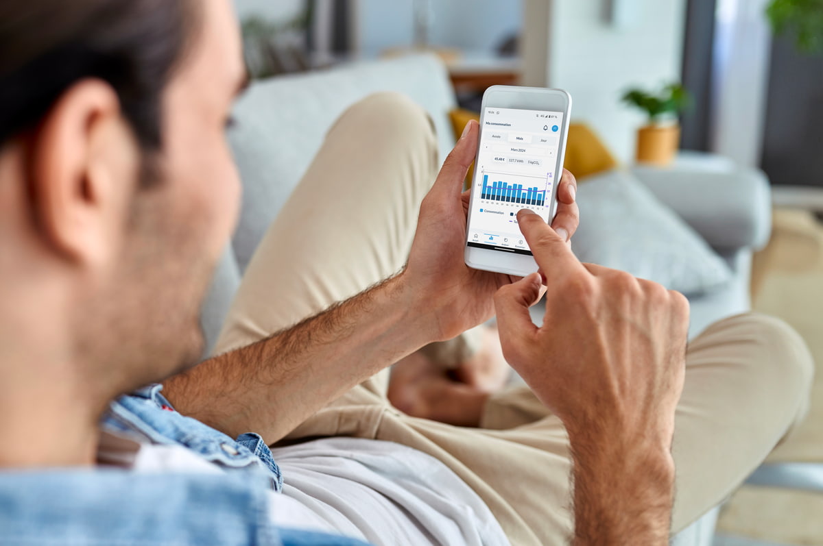 comment réduire sa consommation d'électricité application homme